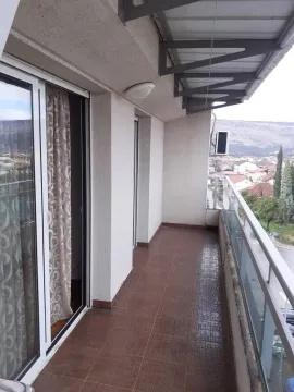 Rent, three bedroom apartment, 95m², Dalmatinska ulica, Podgorica - image 4