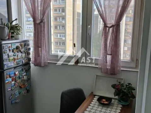 Izdavanje, jednosoban stan, 41m², Bulevar Oslobodjenja, Novi Sad Sve Podlokacije - image 6