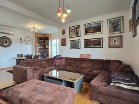 Prodaja, trosoban stan, 111m², Blok 9, Podgorica - image 6