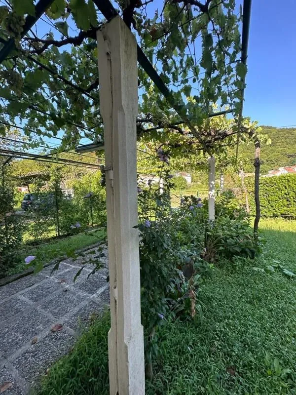 Sale, house, 260m², Zelenika, Podgorica