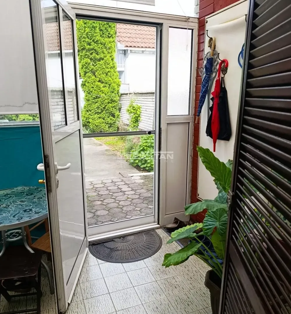 Sale, house, 232m², Centar, Pančevo