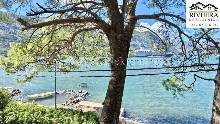 Prodaja, kuća, 160m², Dobrota, Kotor