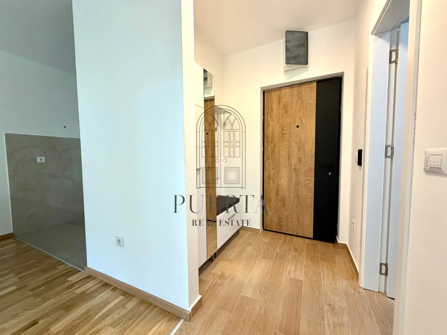 Rent, one bedroom apartment, 42m², Zagorič, Podgorica