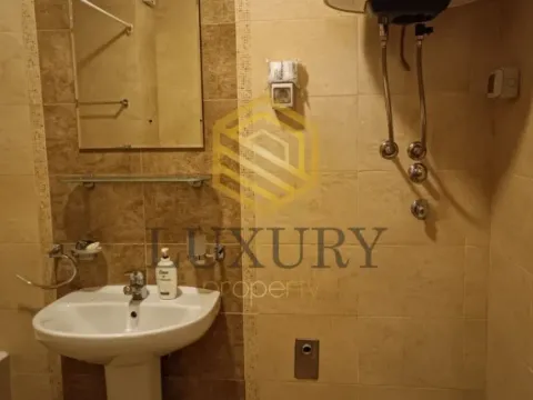 Izdavanje, dvosoban stan, 67m², Stari Aerodrom, Podgorica - image 8