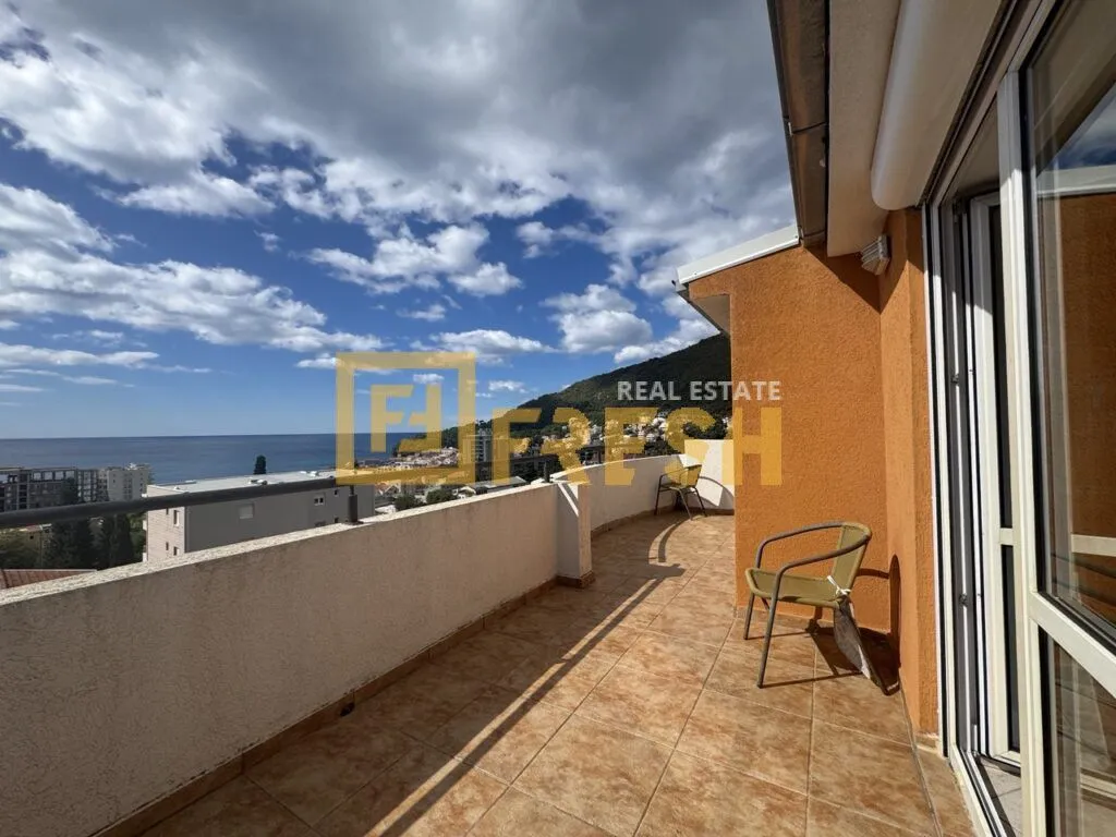 Prodaja, četvorosoban stan, 173m², Petrovac, Budva