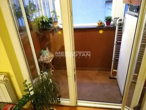 Prodaja, dvosoban stan, 50m², Zemun Cara Dušana, Zemun Sve Podlokacije - image 11