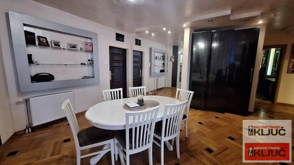 Prodaja, trosoban stan, 108m², Bulevar Evrope, Novi Sad Sve Podlokacije