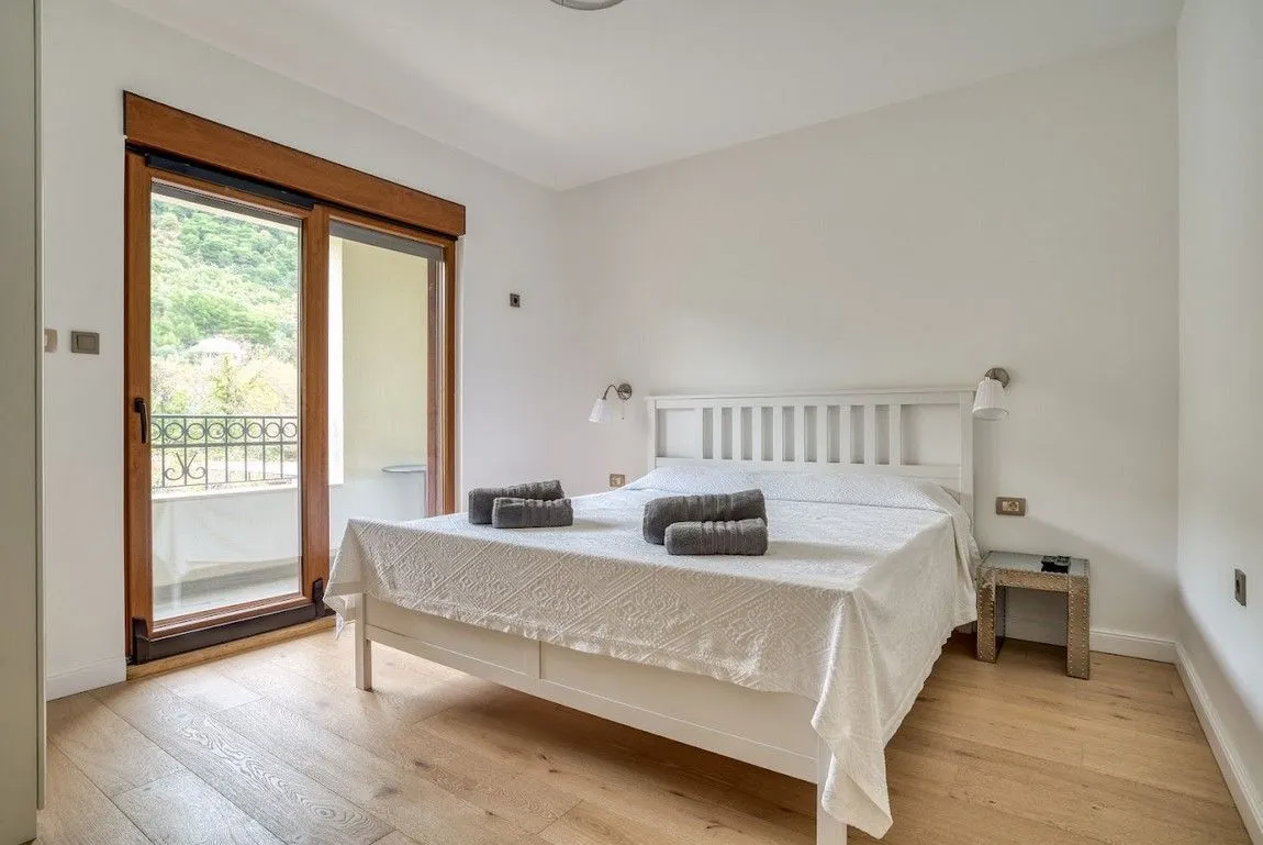 Sale, two bedroom apartment, 89m², Lazi, Budva