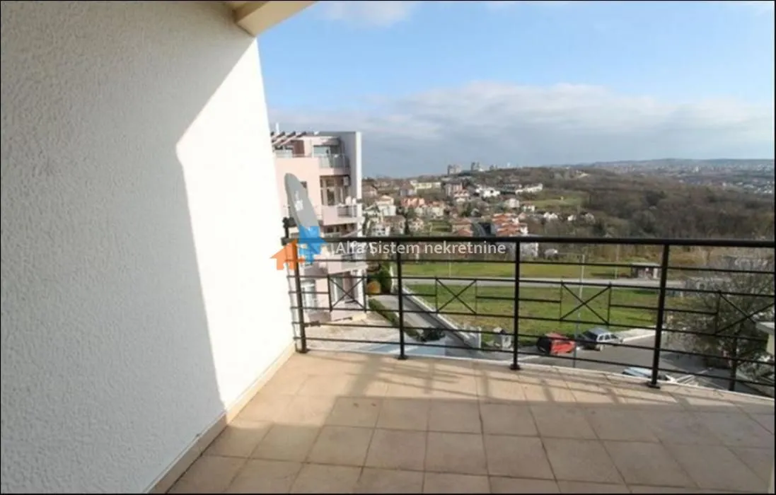 Rent, four bedroom apartment, 160m², Savski Venac, Beograd