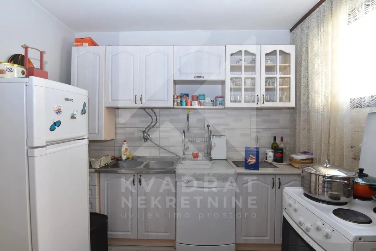 Prodaja, kuća, 260m², Stari Aerodrom, Podgorica
