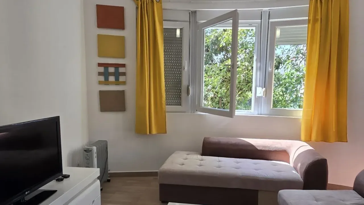 Rent, apartment, 38m², Tivat, Crna Gora