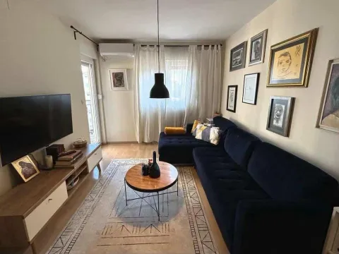 Rent, one bedroom apartment, 47m², City Kej, Podgorica - image 3
