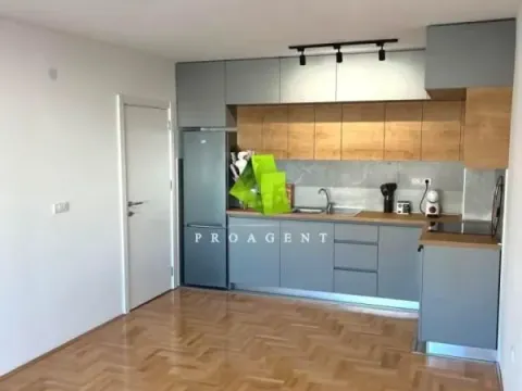 Izdavanje, poslovni prostor, 55m², Medijana, Niš - image 3