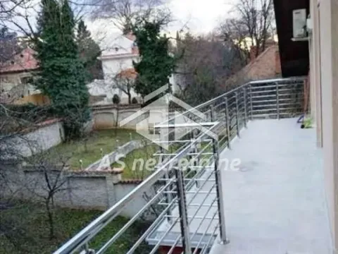 Izdavanje, četvorosoban stan, 120m², Senjak, Beograd - image 17