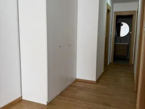 Izdavanje, četvorosoban stan, 105m², Bulevar Oslobodjenja, Novi Sad Sve Podlokacije - image 22