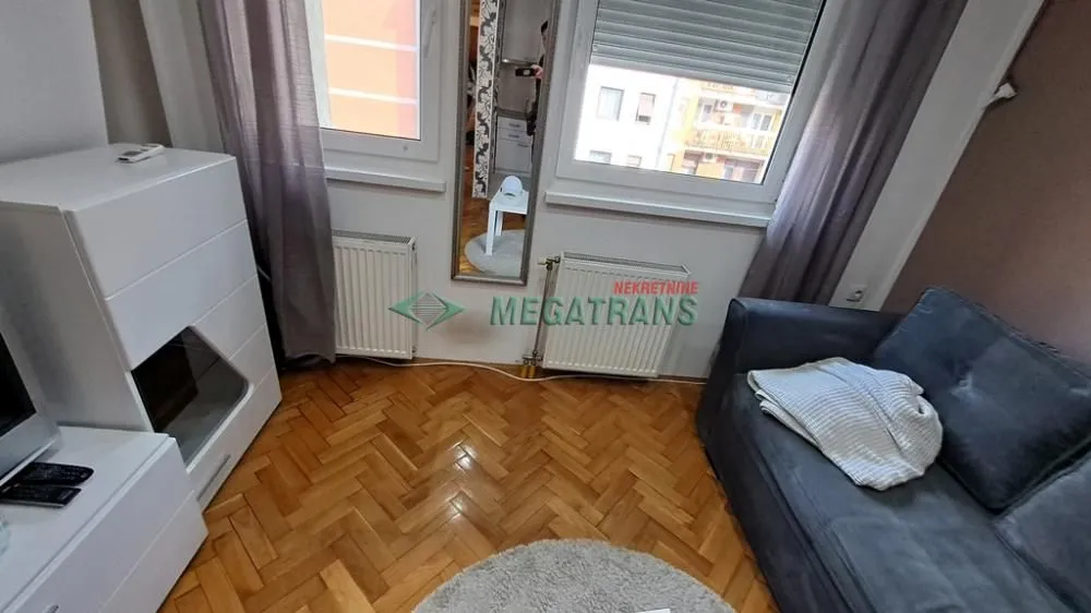 Rent, apartment, 23m², Bulevar Oslobodjenja, Novi Sad Sve Podlokacije