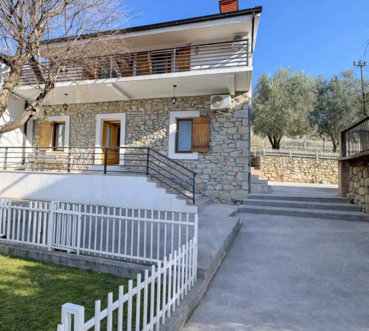 Rent, house, 120m², Zabjelo, Podgorica