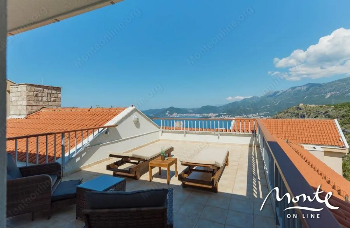Sale, house, 159m², Sveti Stefan, Budva