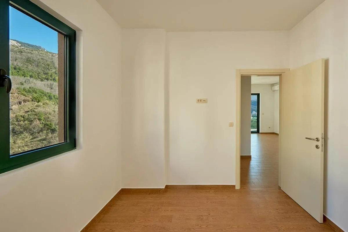 Sale, two bedroom apartment, 63m², Bečići, Budva