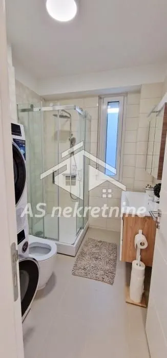 Izdavanje, dvosoban stan, 45m², Novi Beograd Blok 63, Novi Beograd Sve Podlokacije