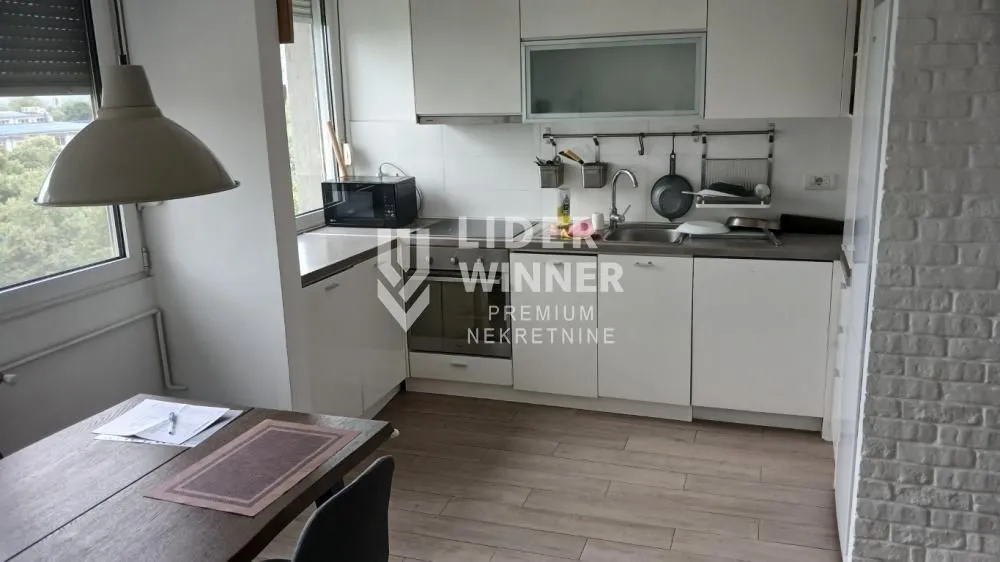 Izdavanje, trosoban stan, 78m², Novi Beograd Sve Podlokacije, Beograd