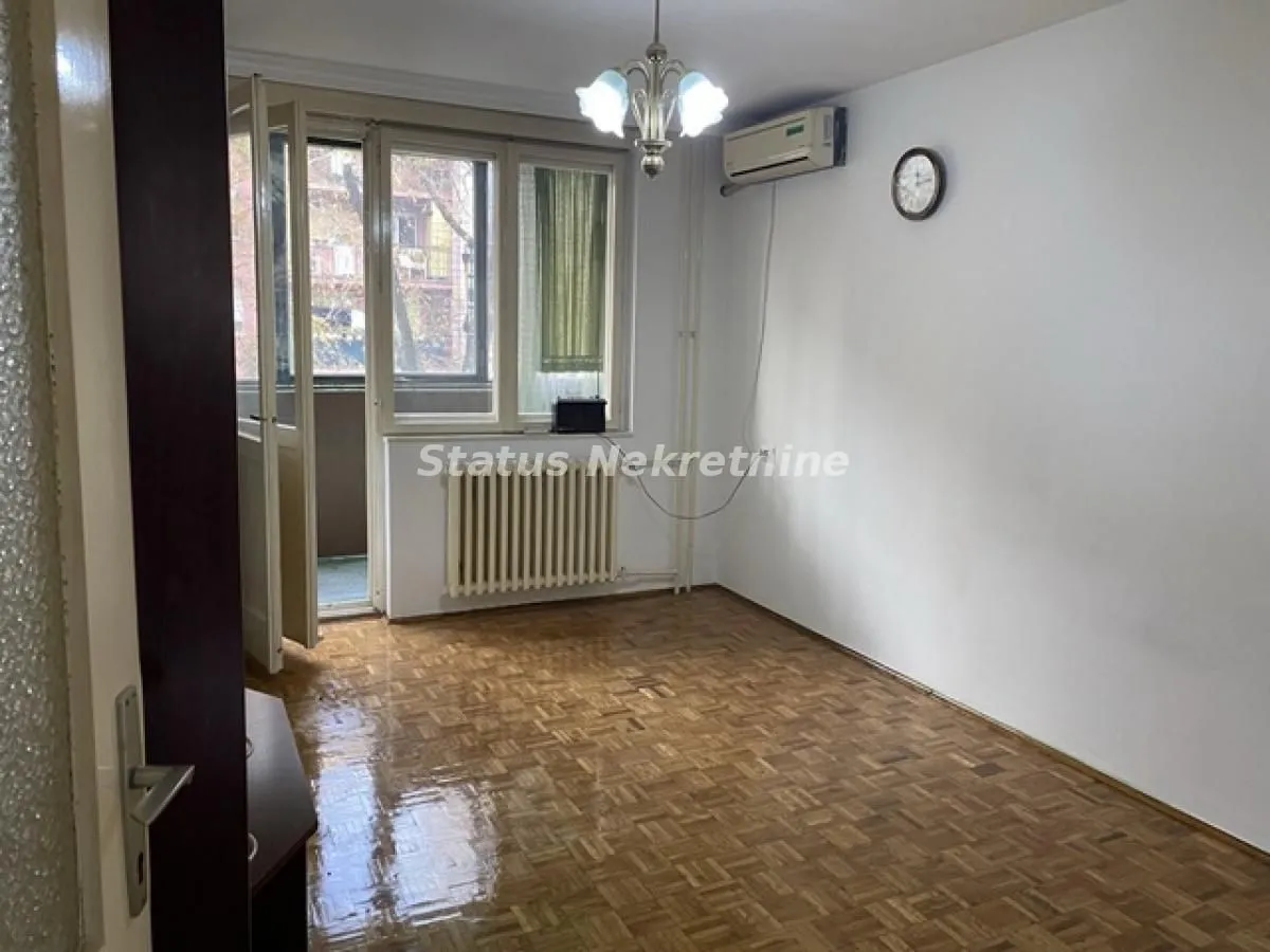 Izdavanje, trosoban stan, 62m², Detelinara, Novi Sad Sve Podlokacije