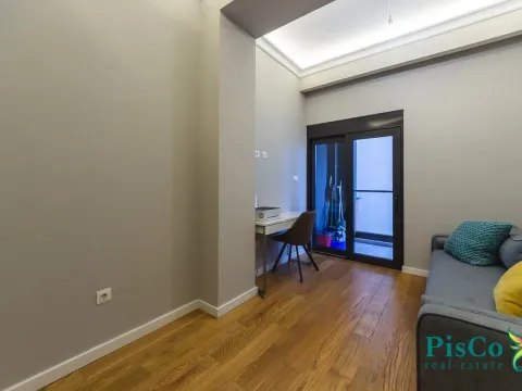 Izdavanje, dvosoban stan, 78m², Centar, Podgorica - image 3