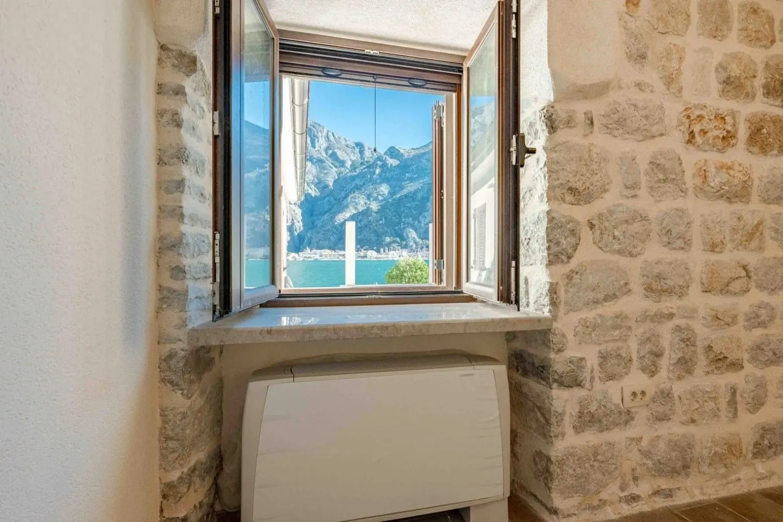 Sale, house, 130m², Muo, Kotor