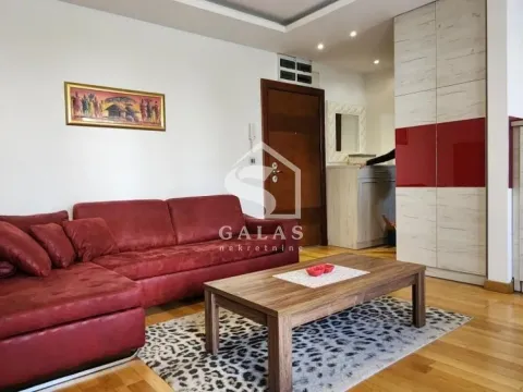 Rent, two bedroom apartment, 43m², Crveni Krst, Beograd - image 4