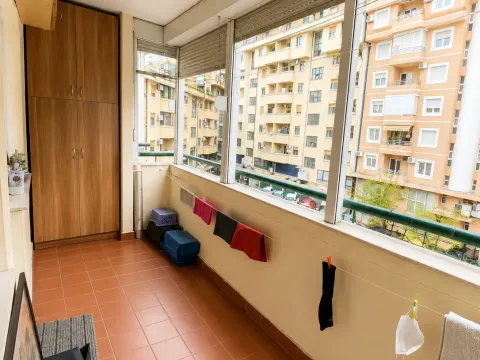 Izdavanje, dvosoban stan, 85m², Kruševac, Podgorica - image 7