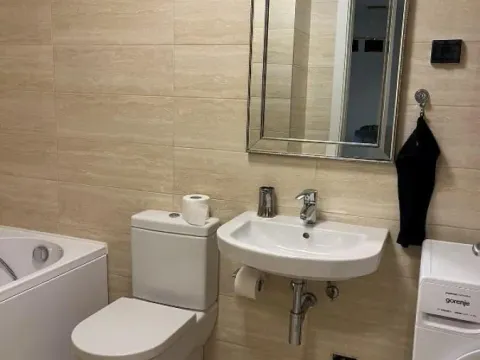 Izdavanje, dvosoban stan, 53m², Novi Beograd Blok 67, Novi Beograd Sve Podlokacije - image 8