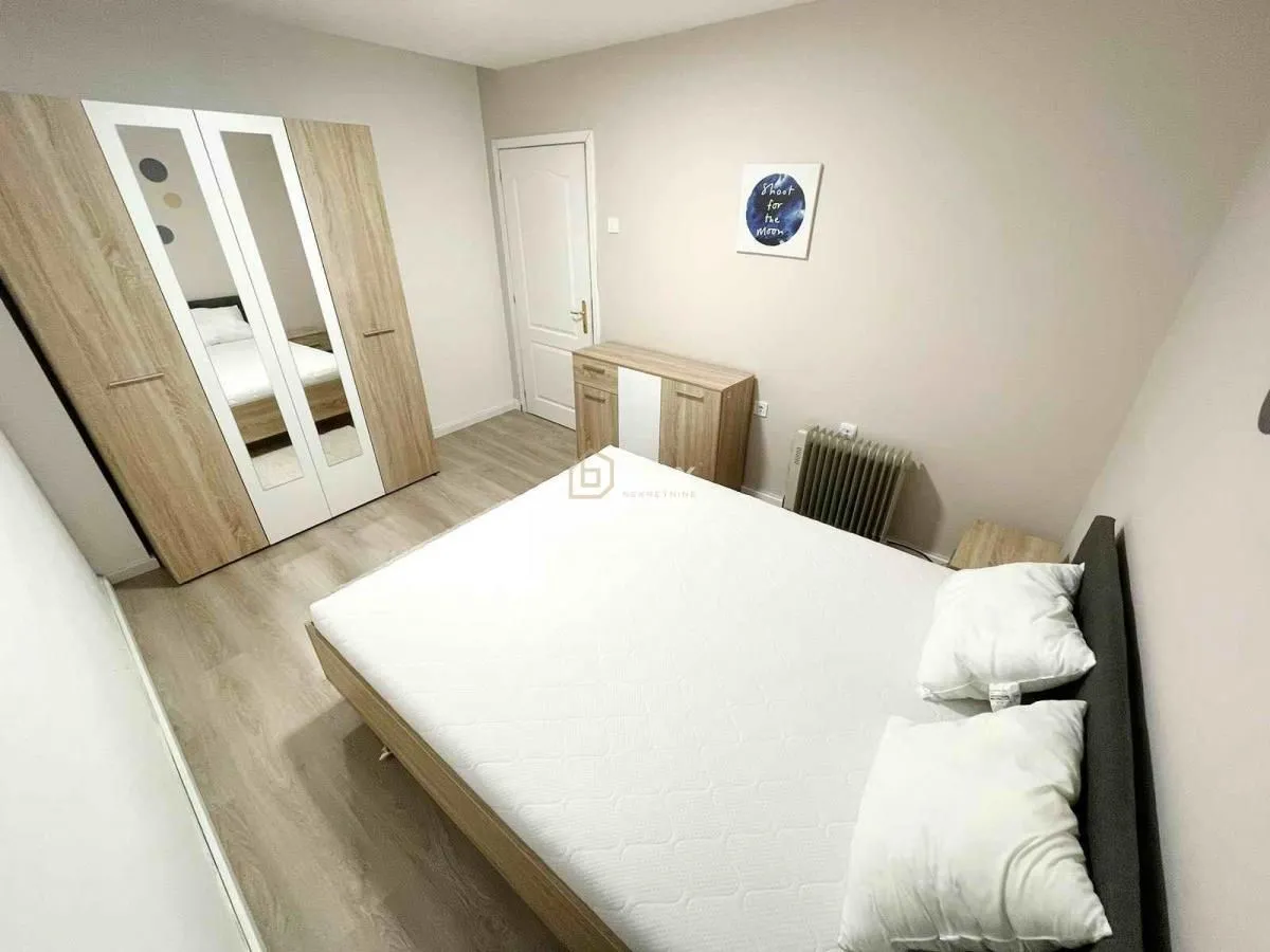 Prodaja, trosoban stan, 50m², Medijana, Niš