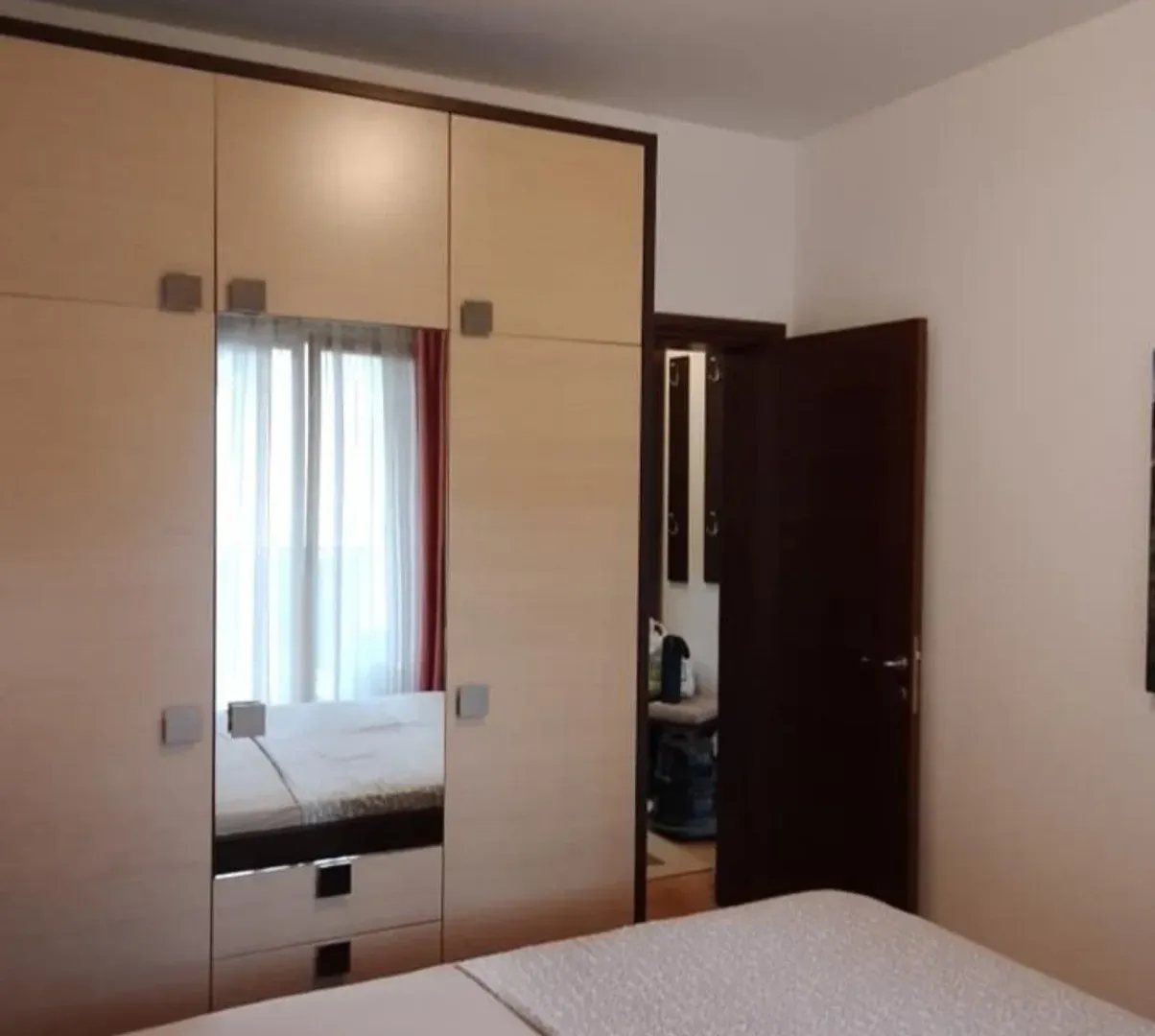 Izdavanje, jednosoban stan, 50m², City Kvart, Podgorica