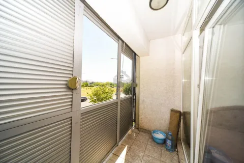 Izdavanje, jednosoban stan, 42m², City Kvart, Podgorica - image 6