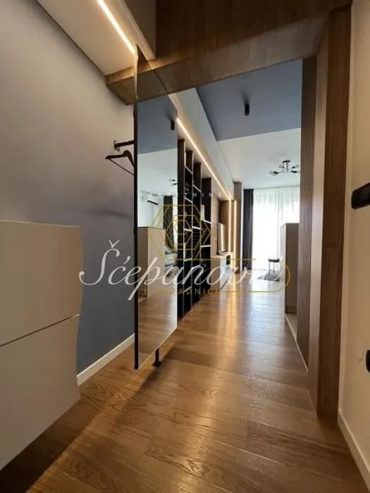 Prodaja, stan, 26m², Rotkvarija, Novi Sad Sve Podlokacije