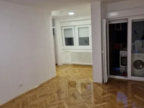 Prodaja, jednosoban stan, 33m2, Bulevar Oslobodjenja, Novi Sad, Novi Sad