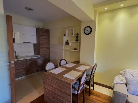 Rent, two bedroom apartment, 75m², Centar, Podgorica - image 3