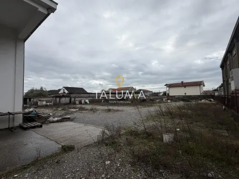 Izdavanje, poslovni prostor, 380m², Tuzi, Podgorica - image 2