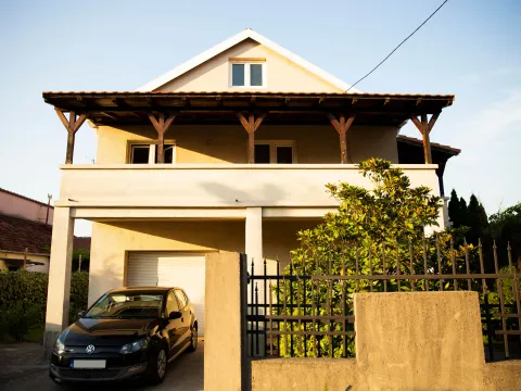 Sale, house, 200m², Zabjelo, Podgorica - image 2