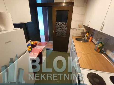 Rent, three bedroom apartment, 96m², Blok 5, Podgorica - image 7