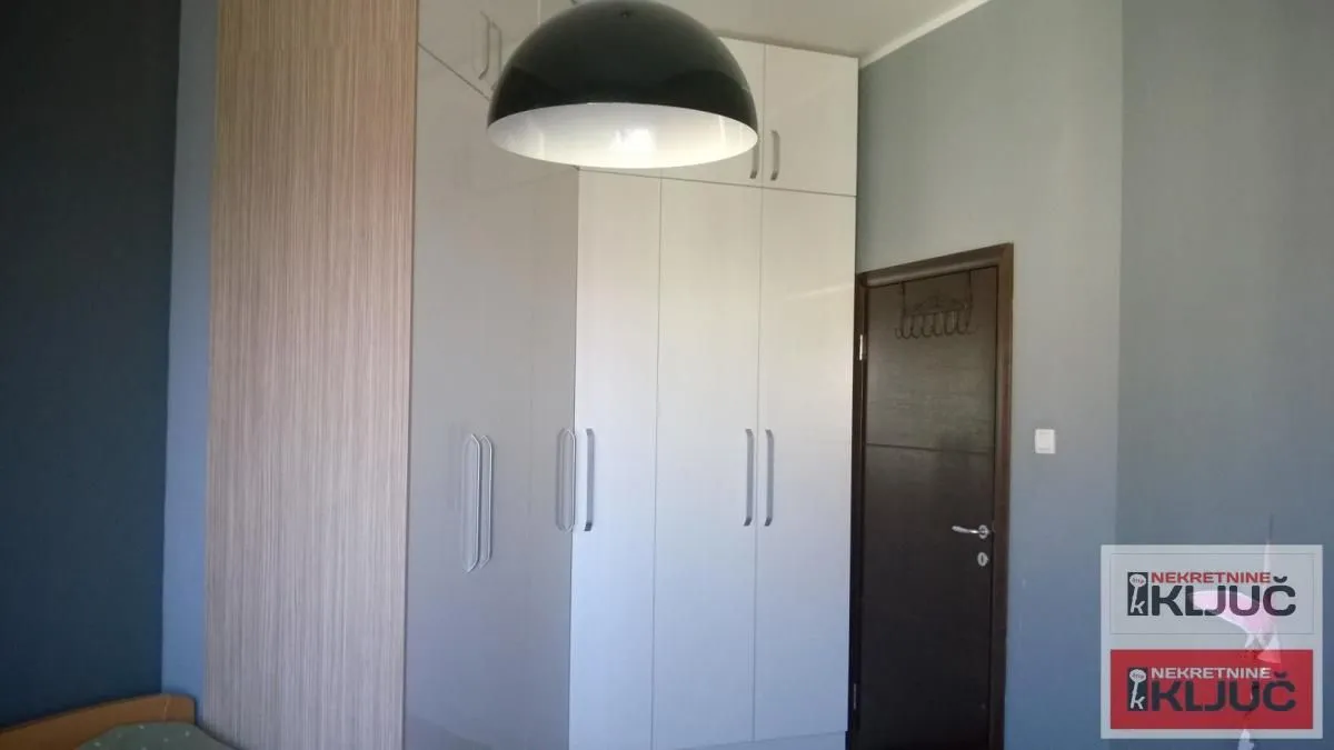 Prodaja, trosoban stan, 67m², Bulevar Evrope, Novi Sad Sve Podlokacije