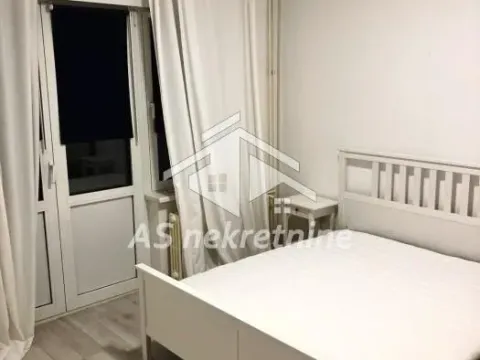 Izdavanje, četvorosoban stan, 80m², Skadarlija, Beograd - image 11
