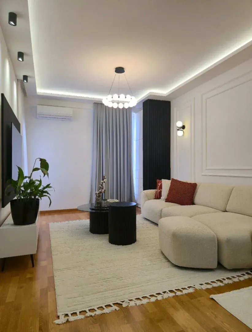 Izdavanje, jednosoban stan, 51m², Stari Aerodrom, Podgorica