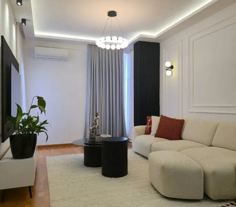 Izdavanje, jednosoban stan, 51m², Stari Aerodrom, Podgorica