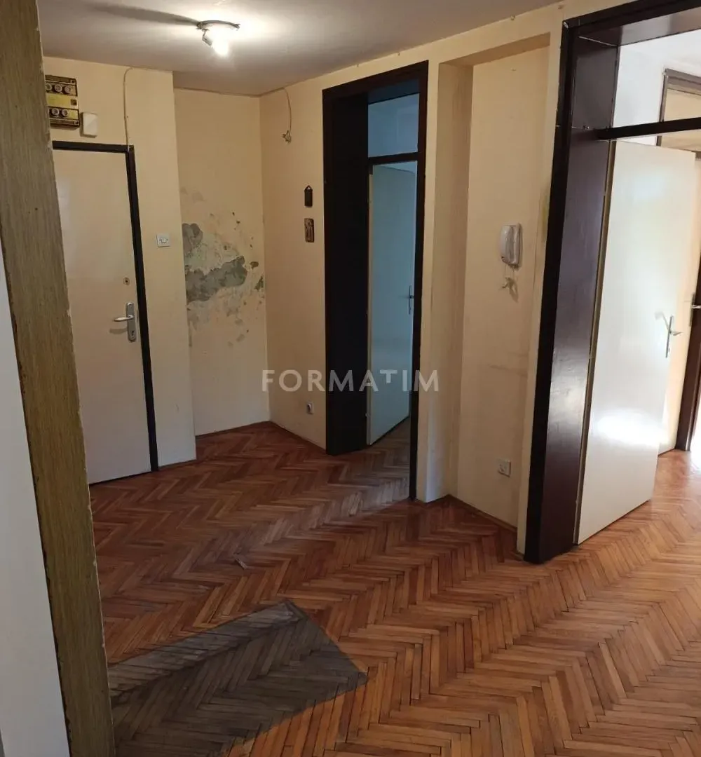 Prodaja, dvosoban stan, 45m², Karaburma, Palilula Sve Podlokacije