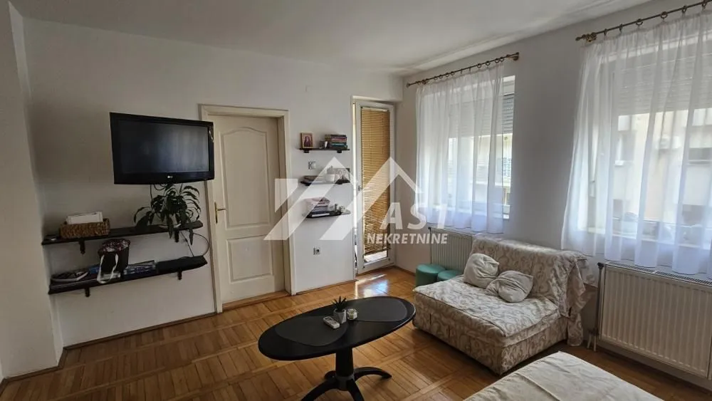 Rent, one bedroom apartment, 30m², Rotkvarija, Novi Sad Sve Podlokacije