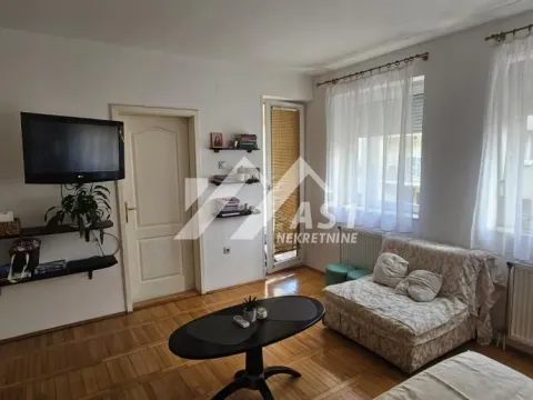 Rent, one bedroom apartment, 30m², Rotkvarija, Novi Sad Sve Podlokacije - image 3