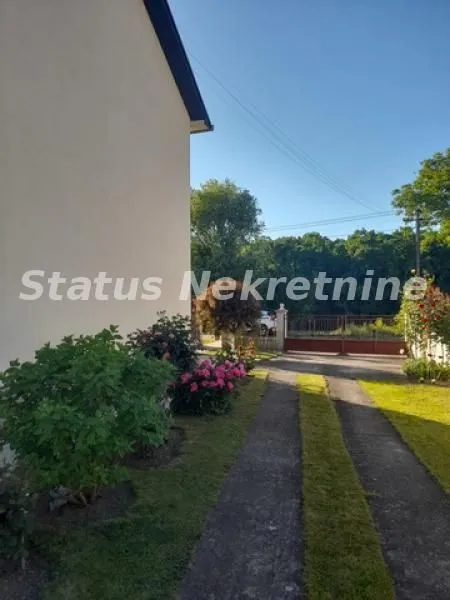 Prodaja, kuća, 194m², Šid, Srbija