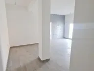 Prodaja, dvosoban stan, 63m², Batajnica, Beograd - image 1