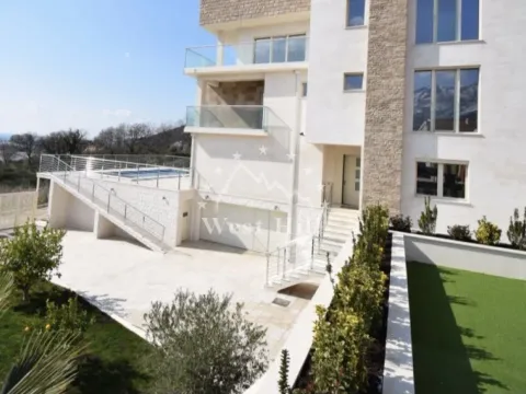 Sale, house, 400m², Bečići, Budva - image 6